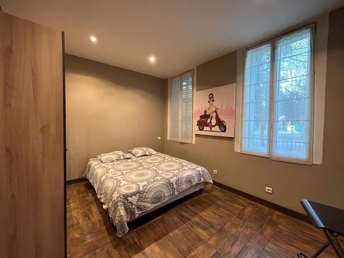 Nuitées Aixoises Apartamento Aix-en-Provence Exterior foto