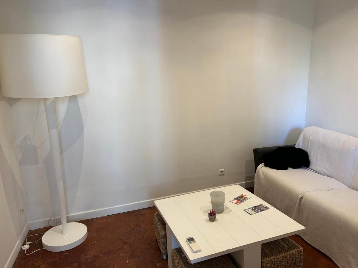 Nuitées Aixoises Apartamento Aix-en-Provence Exterior foto