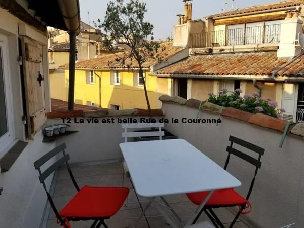 Nuitées Aixoises Apartamento Aix-en-Provence Exterior foto