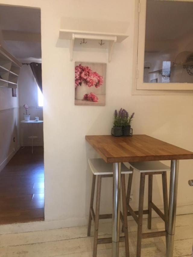 Nuitées Aixoises Apartamento Aix-en-Provence Exterior foto