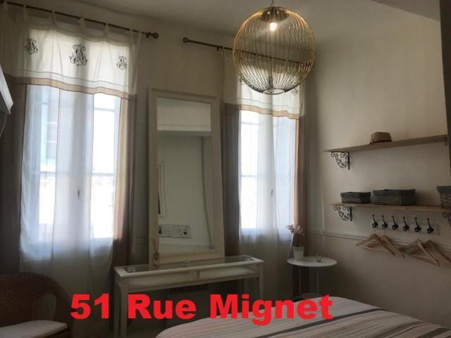 Nuitées Aixoises Apartamento Aix-en-Provence Exterior foto