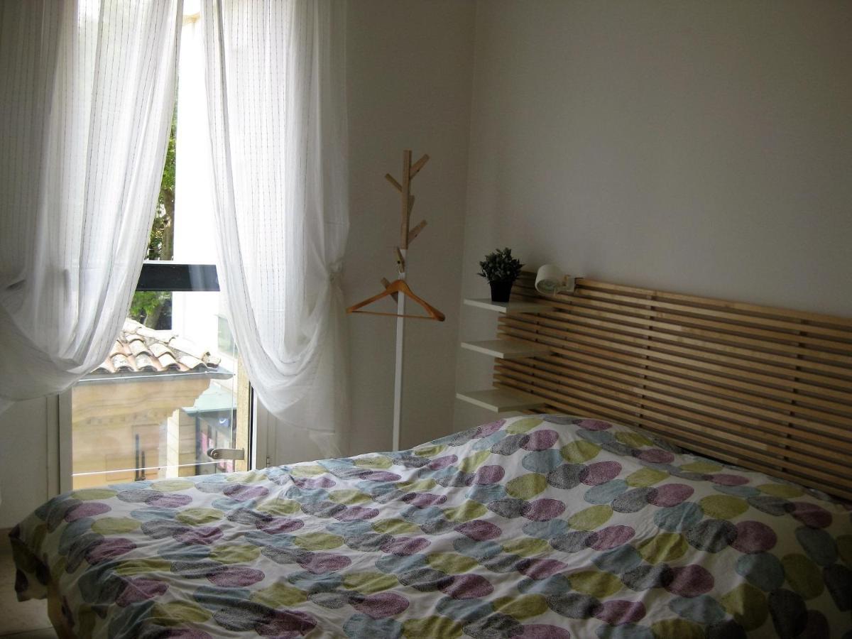 Nuitées Aixoises Apartamento Aix-en-Provence Exterior foto